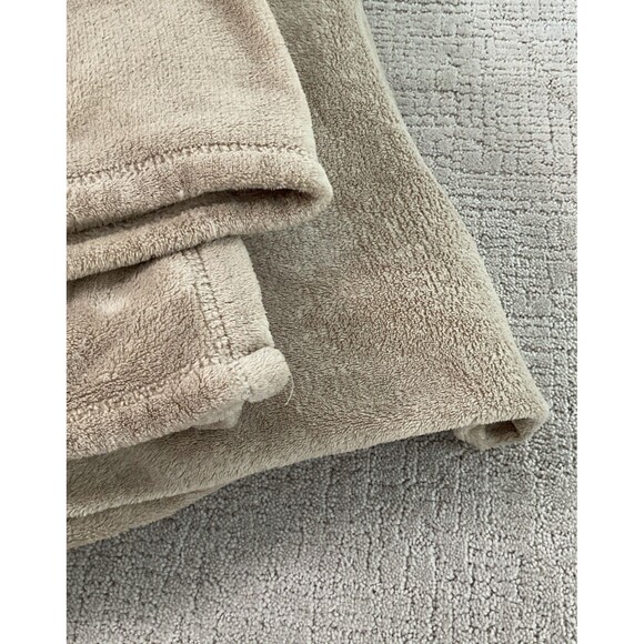 Berkshire Tan  Plus Plush Polyester Blanket. A Touch Different. 90” X 89”... - Picture 10 of 12